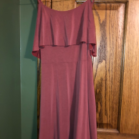 Cute nude dress - Picture 2 of 2